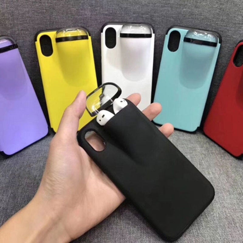 Vogue Essentials Phone Case With Airpods Holder